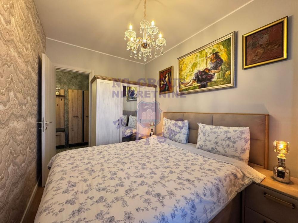 Slika 6 - Trosoban, 60m2, Telep Novi Sad, sa terasom, ima lift