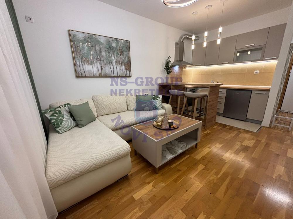 Glavna slika -Jednosoban, 26m2, Podbara Novi Sad, ima lift