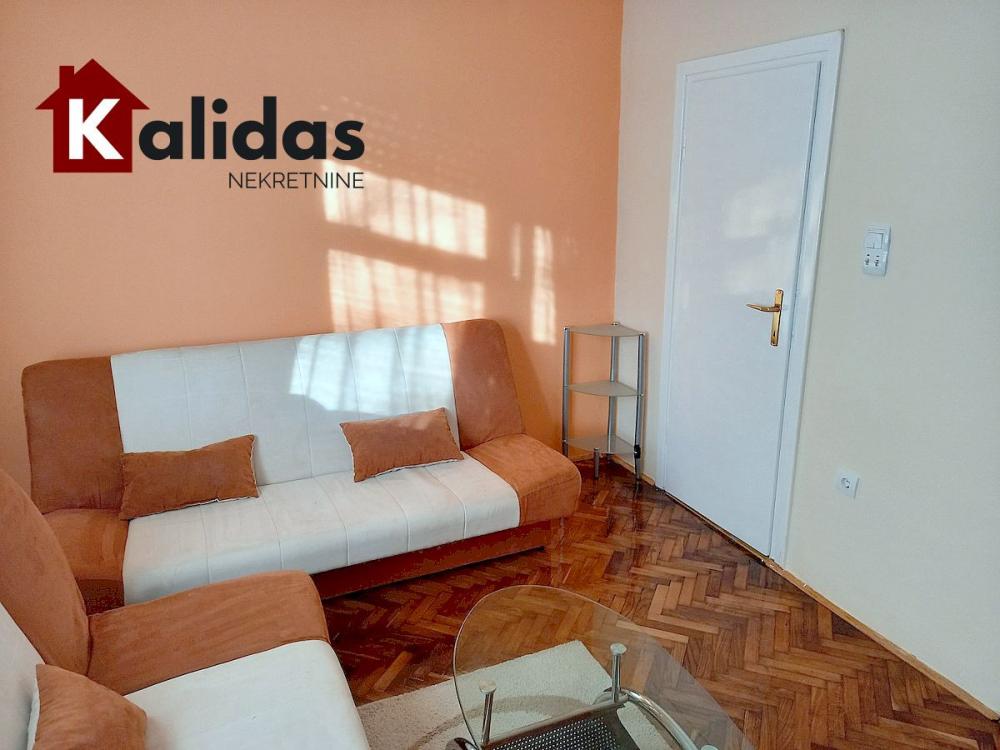 Slika 1 - Stan,NOVI SAD,PODBARA,kv: 19, € 72100, ID: 1008364