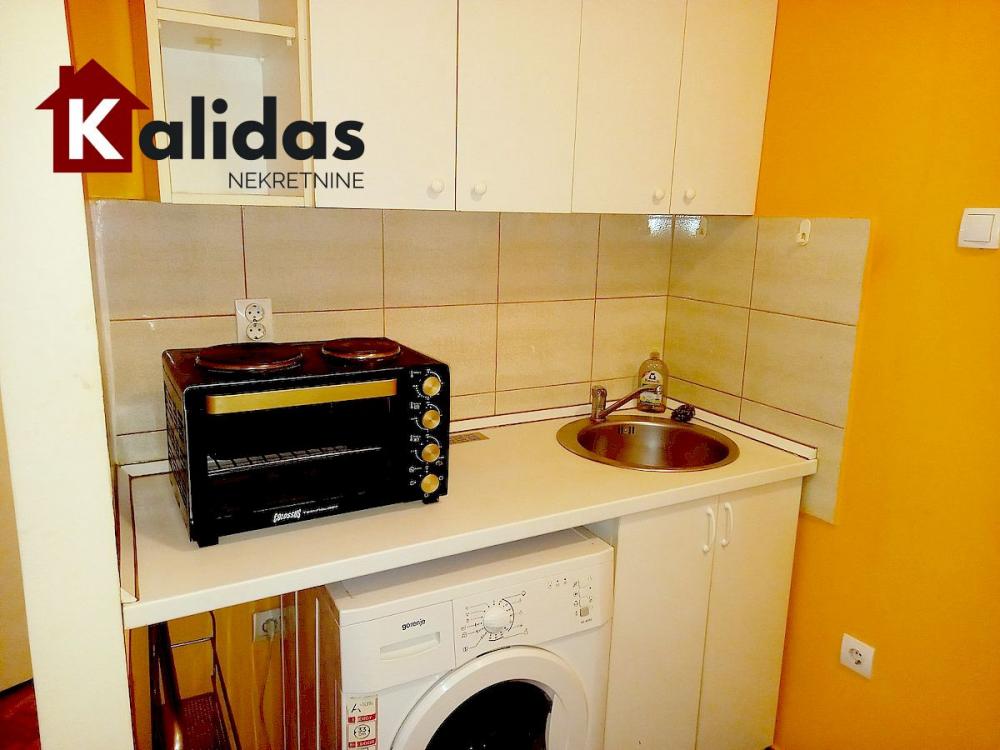 Slika 5 - Stan,NOVI SAD,PODBARA,kv: 19, € 72100, ID: 1008364