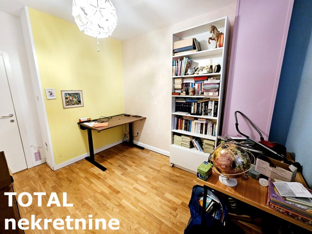 Slika 11 - Stan,PETROVARADIN,PETROVARADIN,kv: 83.00, € 198000, ID: 1101891