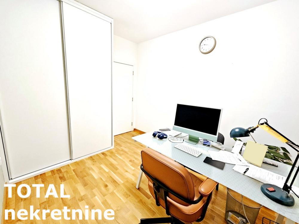 Slika 9 - Stan,PETROVARADIN,PETROVARADIN,kv: 83.00, € 198000, ID: 1101891