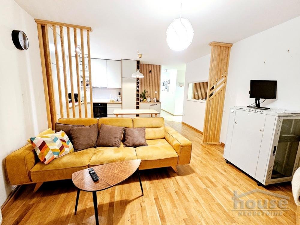 Glavna slika -Stan,PETROVARADIN,PETROVARADIN,kv: 83.00, € 198000, ID: 1065043