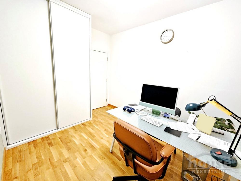 Slika 8 - Stan,PETROVARADIN,PETROVARADIN,kv: 83.00, € 198000, ID: 1065043