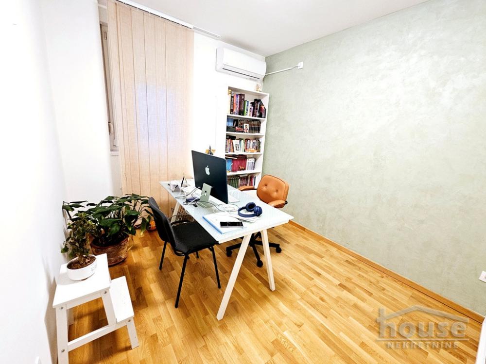 Slika 9 - Stan,PETROVARADIN,PETROVARADIN,kv: 83.00, € 198000, ID: 1065043