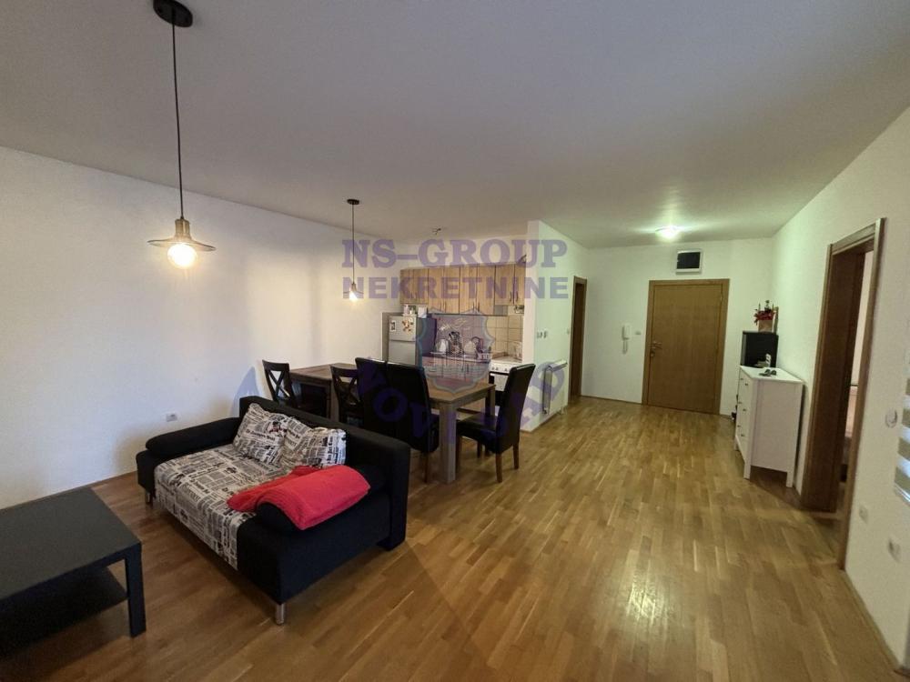 Slika 6 - Odlican dvosoban stan na Socijalnom.