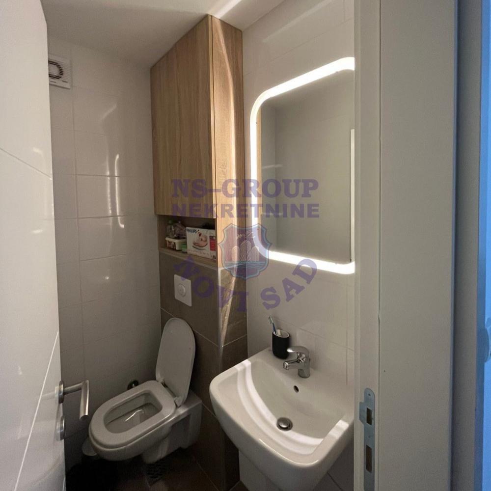 Slika 11 - Odličan trosoban stan na Socijalnom! 