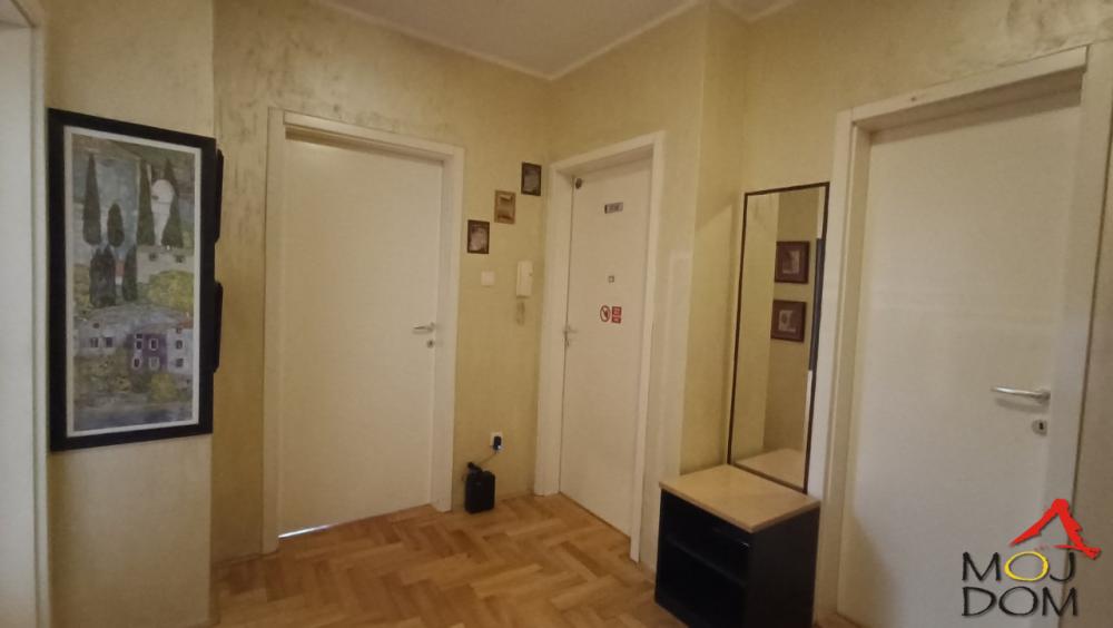 Slika 11 - Stan,NOVI SAD,NOVA DETELINARA,kv: 55, € 149865, ID: 1030959