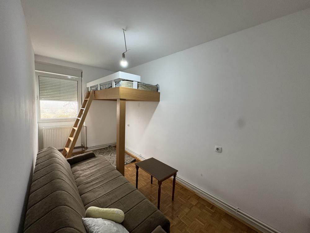 Slika 11 - Dvoiposoban stan na Grbavici,prilika!