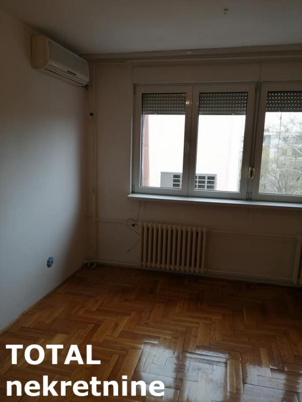Slika 7 - Stan,NOVI SAD,CENTAR,kv: 77.00, € 193000, ID: 1101875