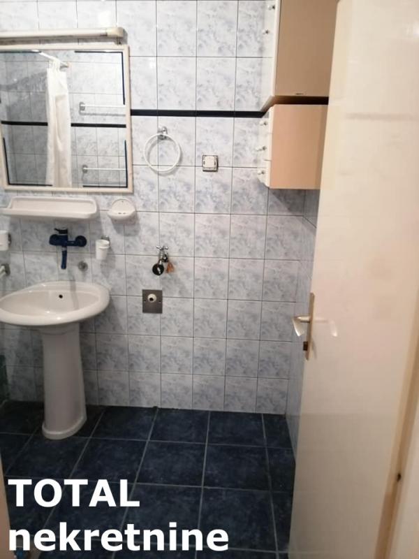 Slika 5 - Stan,NOVI SAD,CENTAR,kv: 77.00, € 193000, ID: 1101875