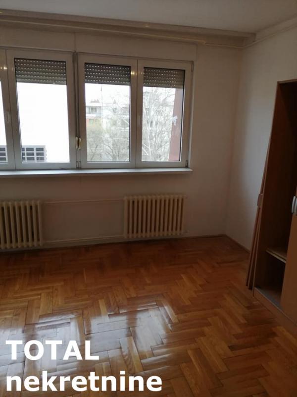 Slika 6 - Stan,NOVI SAD,CENTAR,kv: 77.00, € 193000, ID: 1101875