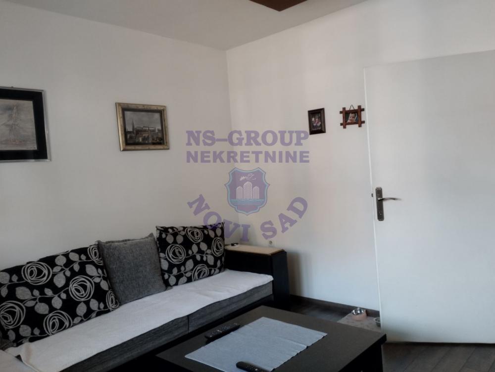 Slika 2 - Trosoban, 81m2, Liman 1 Novi Sad, sa terasom, ima lift