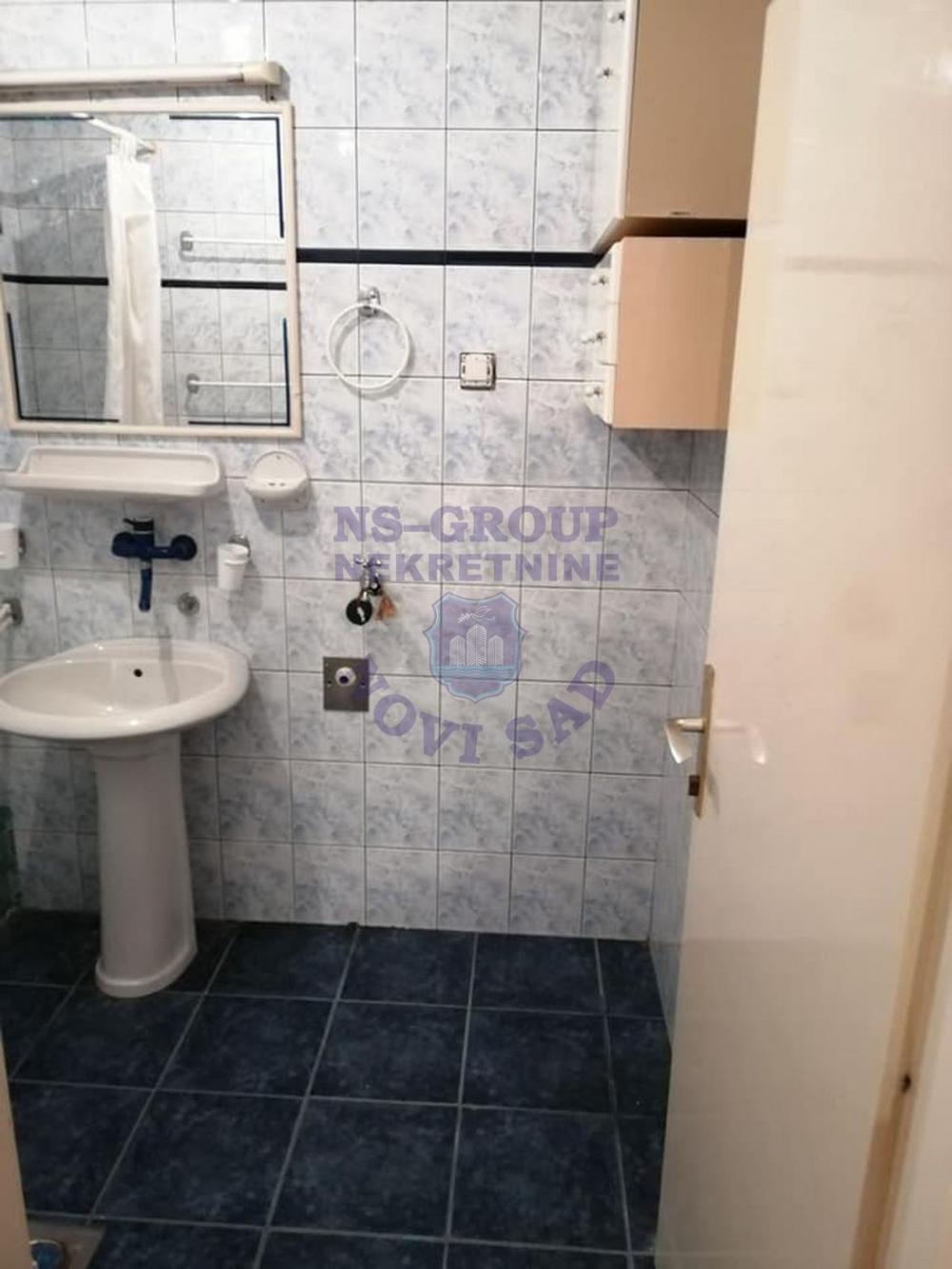 Slika 8 - Dvoiposoban, 77m2, Beogradski kej Novi Sad, sa terasom