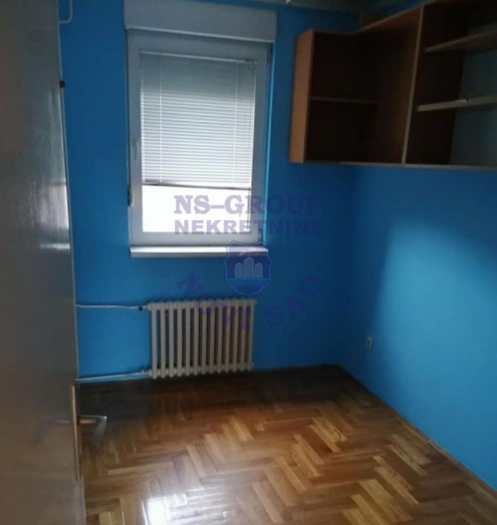 Slika 5 - Dvoiposoban, 77m2, Beogradski kej Novi Sad, sa terasom