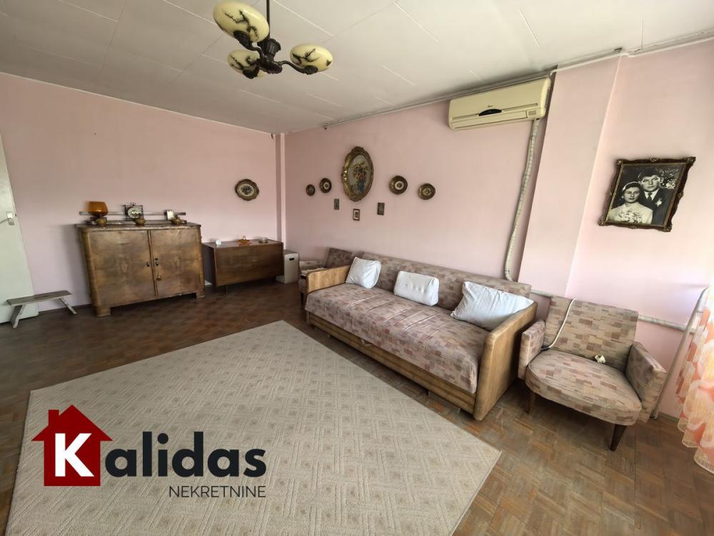 Slika 2 - Stan,NOVI SAD,LIMAN 2,kv: 75, € 188000, ID: 1008375