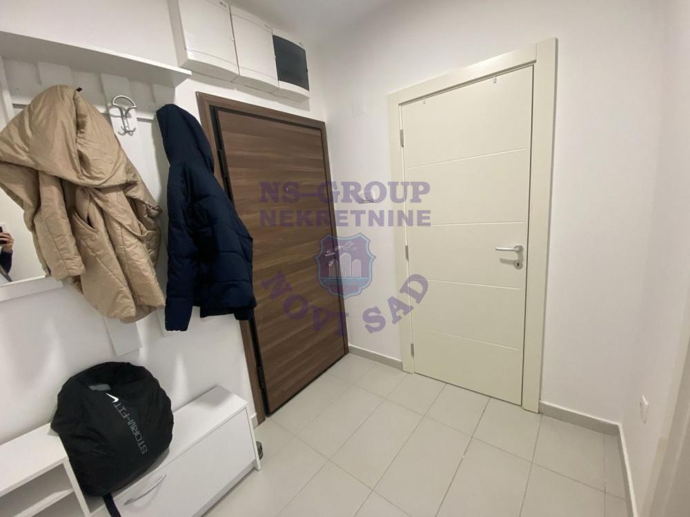 Slika 6 - Dvosoban, 55m2, Podbara Novi Sad, sa terasom, ima lift