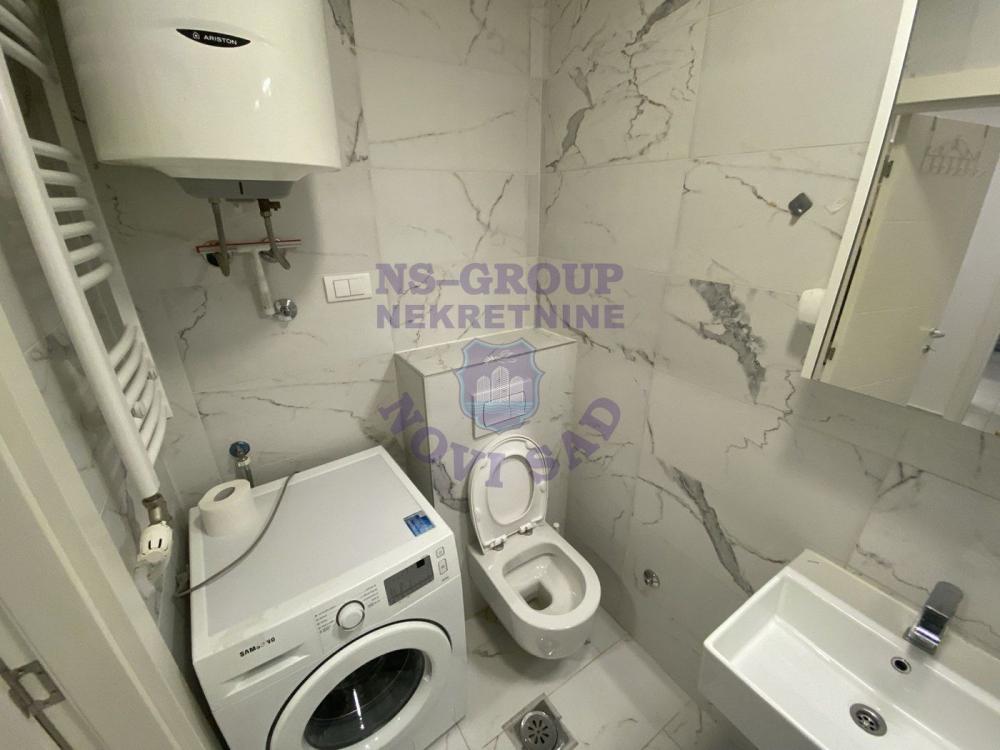 Slika 10 - Dvosoban, 55m2, Podbara Novi Sad, sa terasom, ima lift