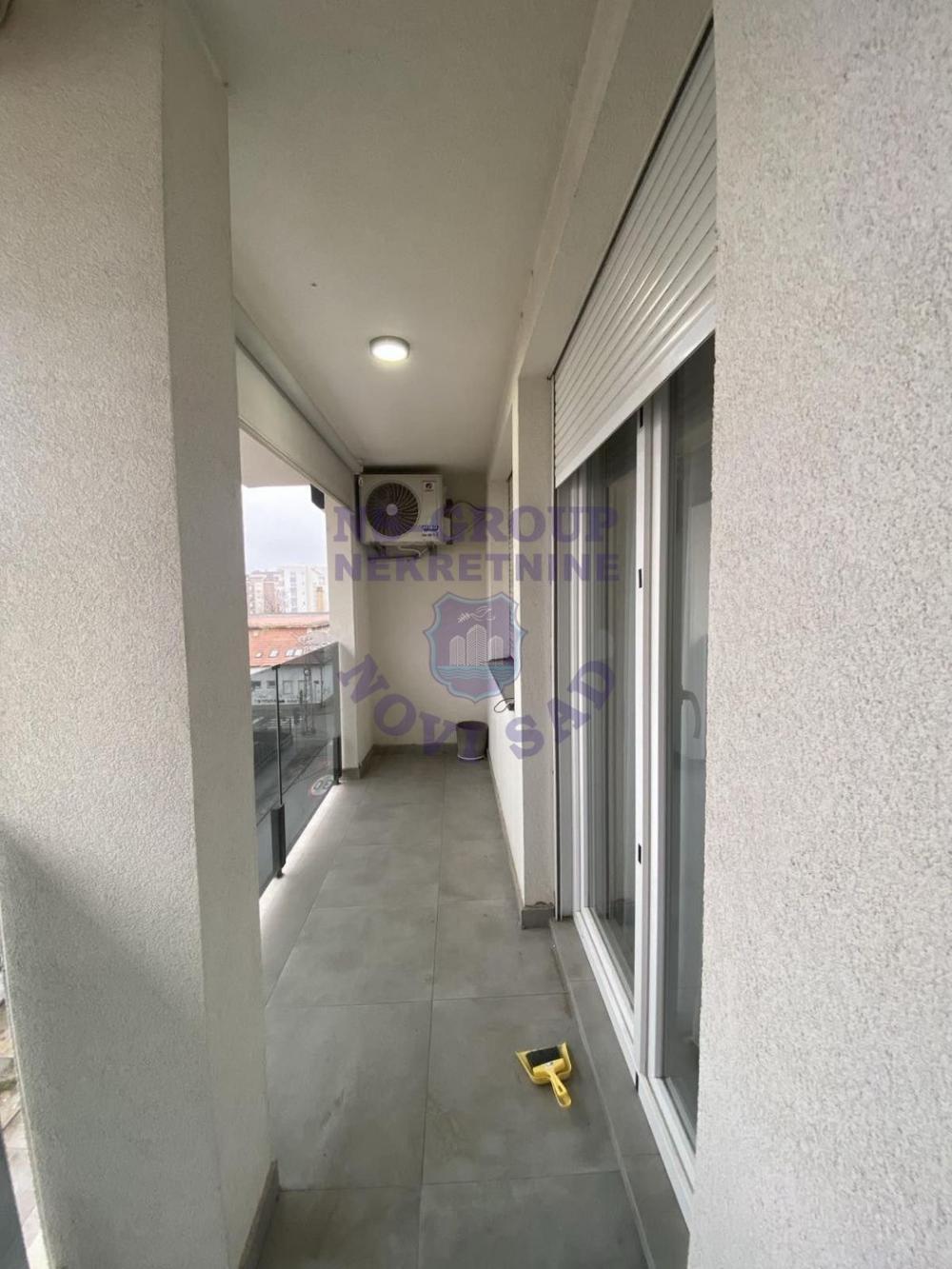 Slika 11 - Dvosoban, 55m2, Podbara Novi Sad, sa terasom, ima lift