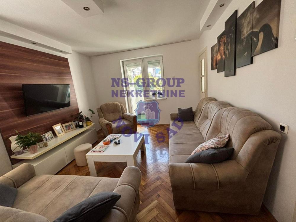 Slika 1 - Dvosoban, 50m2, Banatić Novi Sad