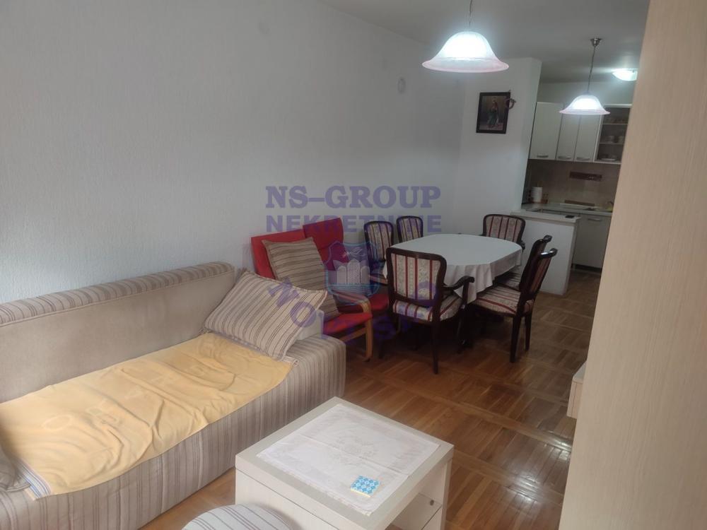 Slika 7 - Dvosoban, 51m2, Nova Detelinara Novi Sad, sa terasom, ima lift