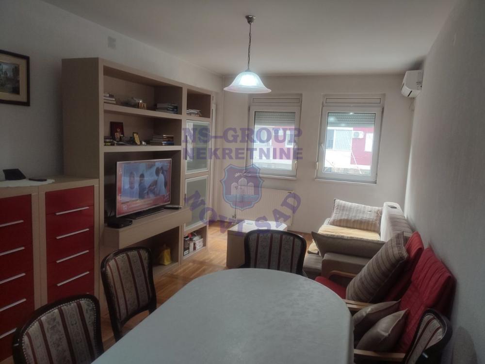 Slika 1 - Dvosoban, 51m2, Nova Detelinara Novi Sad, sa terasom, ima lift