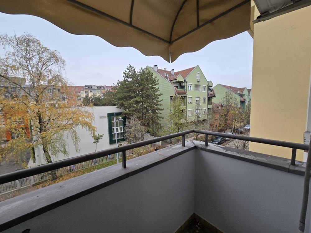 Slika 7 - Top ponuda! Parking, namesten