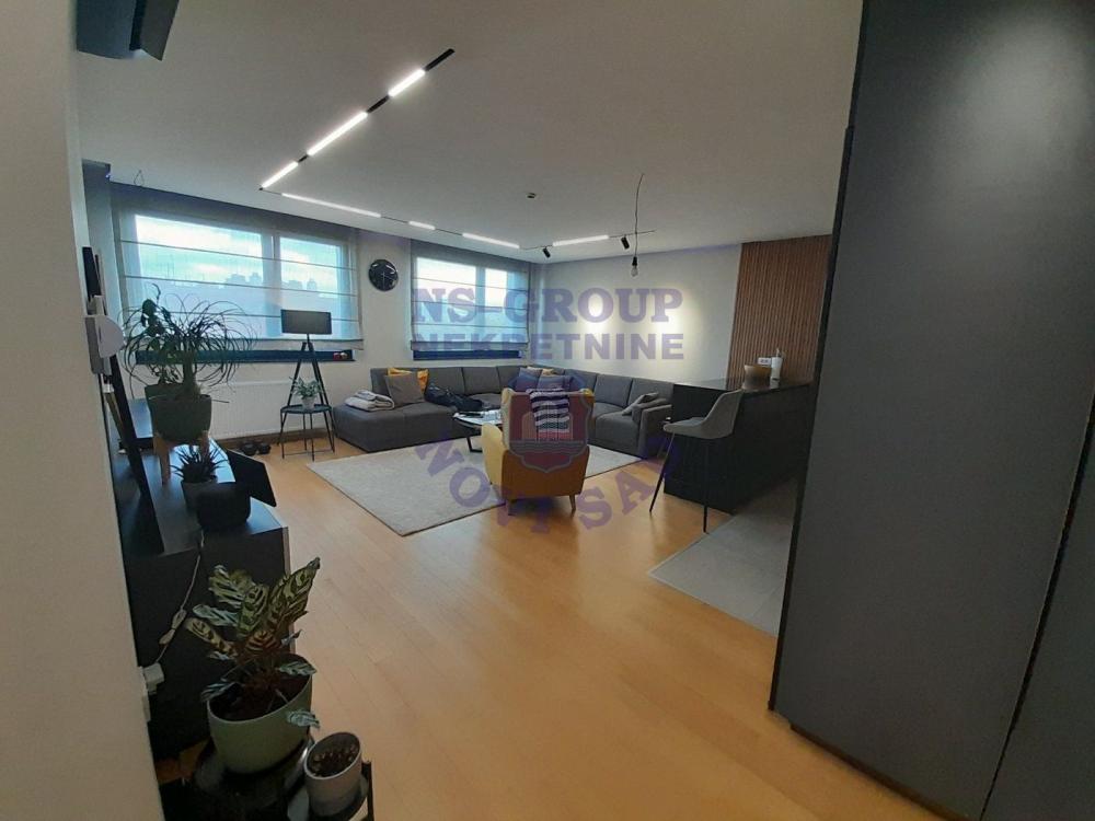 Slika 1 - Prodaje se trosoban stan u Cara Dusana