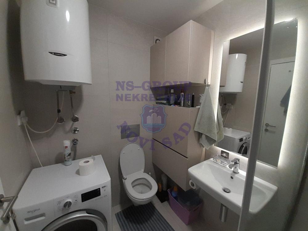 Slika 8 - Prodaje se trosoban stan u Cara Dusana