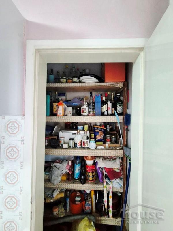 Slika 8 - Stan,NOVI SAD,ZELEZNICKA STANICA,kv: 61.00, € 145000, ID: 1064849