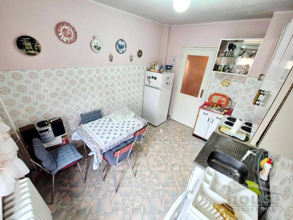 Slika 7 - Stan,NOVI SAD,ZELEZNICKA STANICA,kv: 61.00, € 145000, ID: 1064849