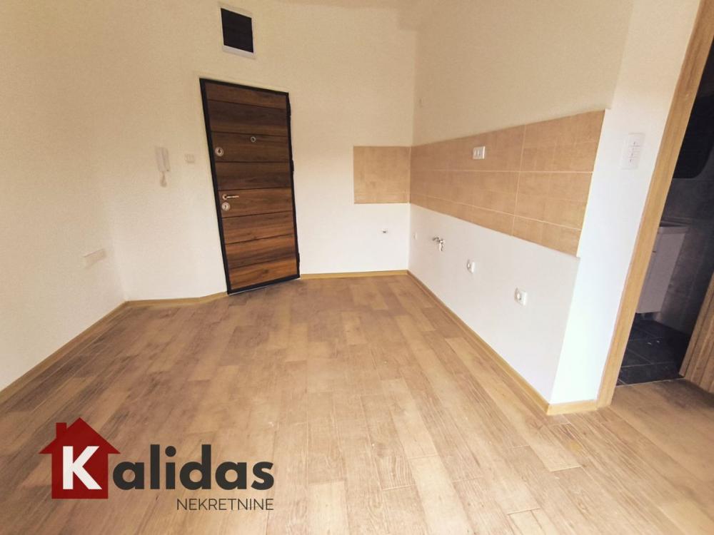 Slika 1 - Stan,NOVI SAD,NOVO NASELJE,kv: 26, € 75000, ID: 1008370
