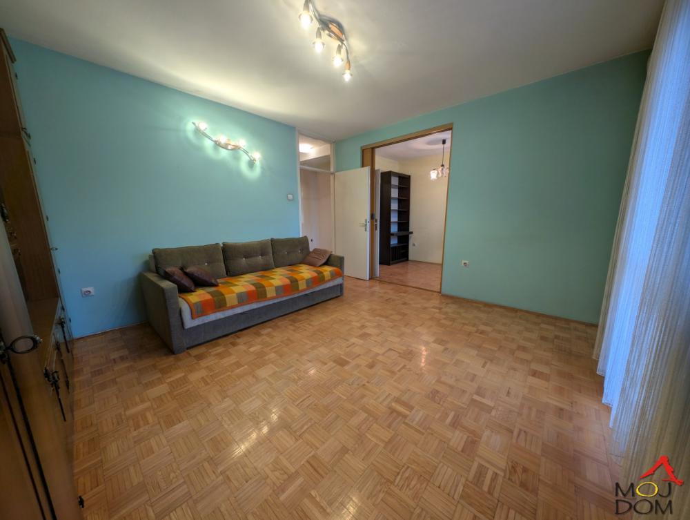 Slika 1 - Stan,NOVI SAD,BULEVAR,kv: 74, € 195500, ID: 1030776