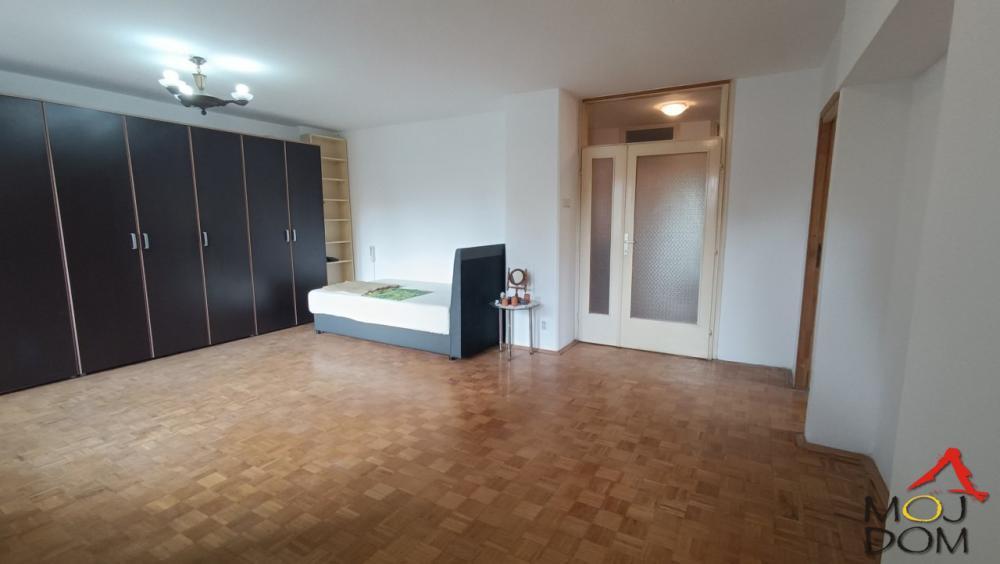 Glavna slika -Stan,NOVI SAD,BULEVAR,kv: 59, € 147700, ID: 1030628