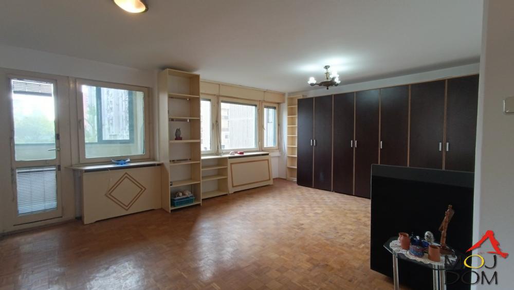 Slika 2 - Stan,NOVI SAD,BULEVAR,kv: 59, € 147700, ID: 1030628