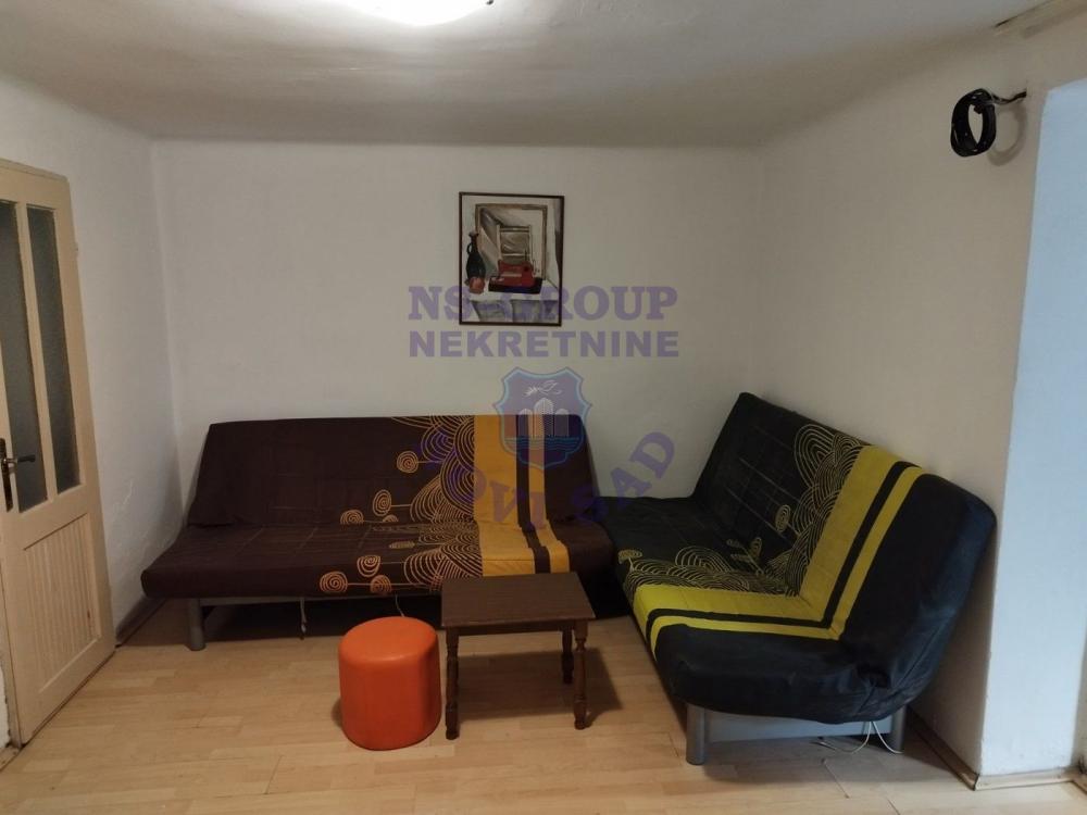 Slika 3 - Dvosoban, 54m2, Novi Sad centar Novi Sad