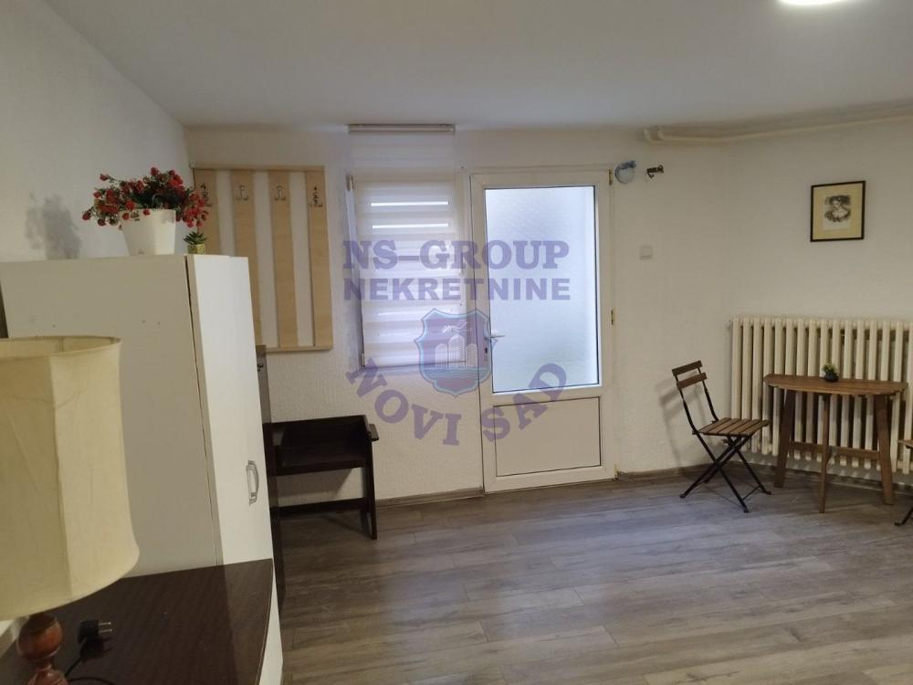 Glavna slika -Dvosoban, 54m2, Novi Sad centar Novi Sad