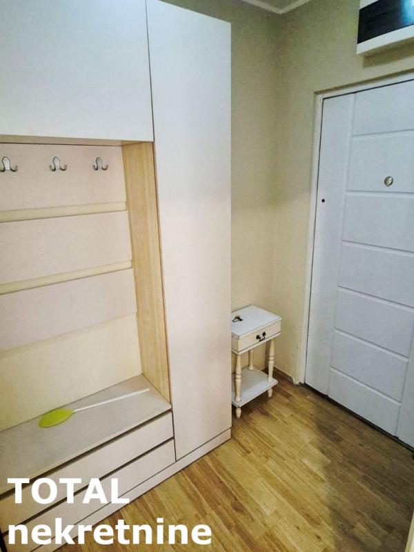 Slika 8 - Stan,NOVI SAD,ZELEZNICKA STANICA,kv: 40.00, € 110000, ID: 1101503