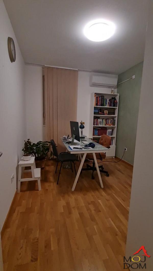 Slika 4 - Stan,PETROVARADIN,PETROVARADIN,kv: 83, € 203900, ID: 1031454