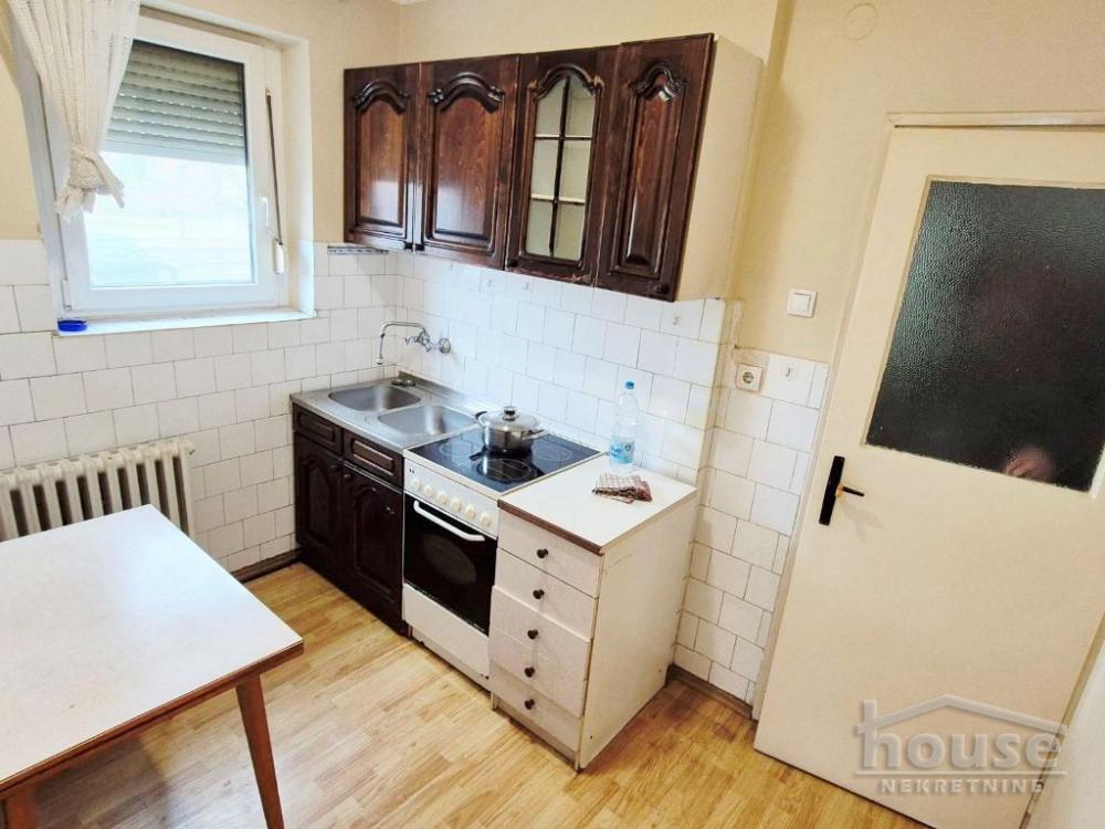 Slika 5 - Stan,NOVI SAD,STANICA,kv: 40.00, € 110000, ID: 1064655