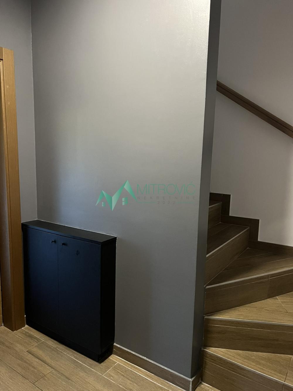 Slika 5 - NA PRODAJU - Kuća u nizu – moderna, funkcionalna, potpuno nameštena!  73m2 + 33m2 