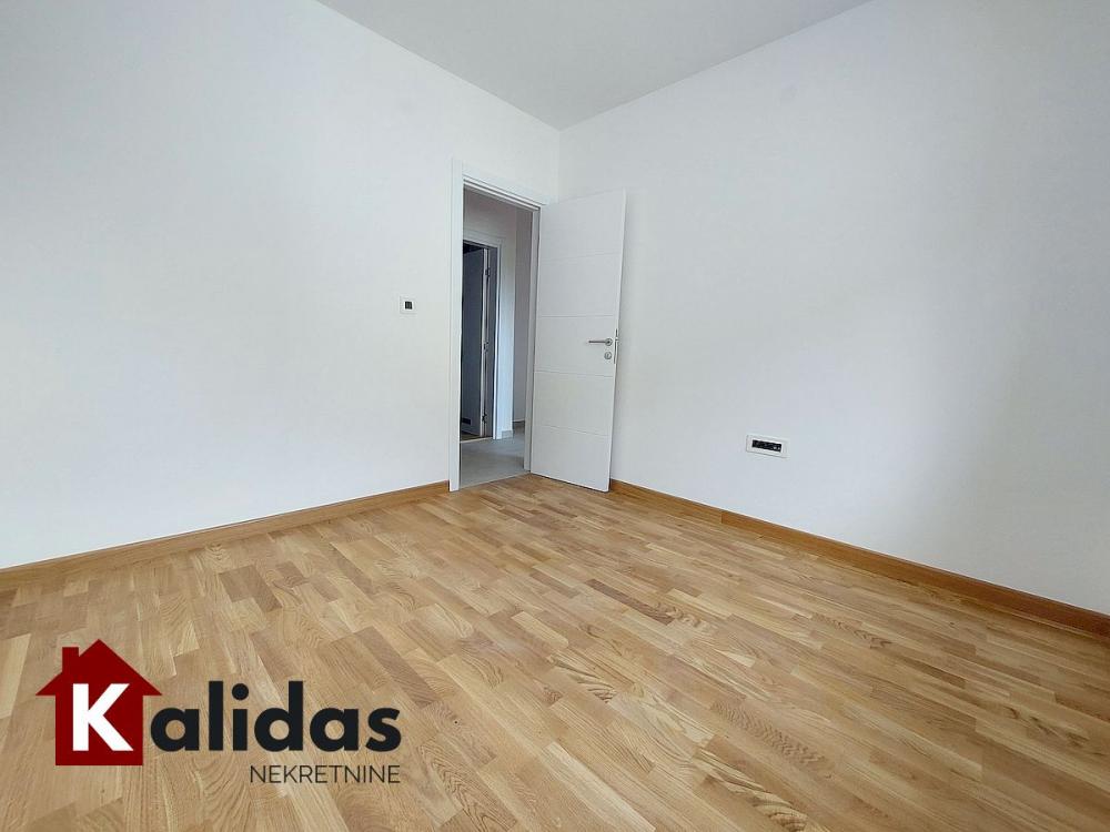Slika 6 - Stan,PETROVARADIN,SADOVI,kv: 59, € 128750, ID: 1008380