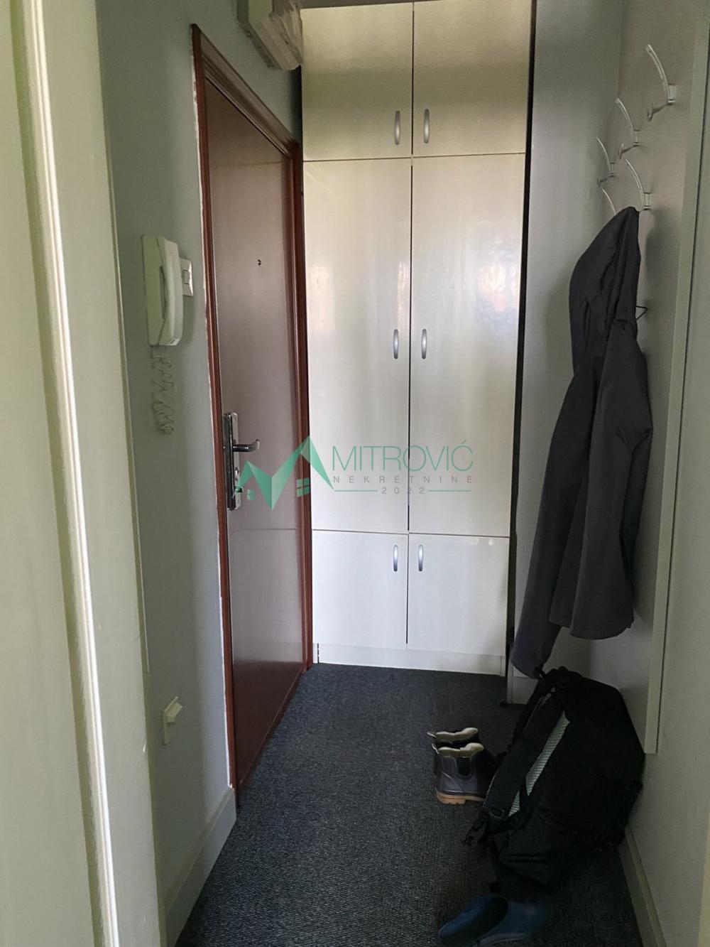 Slika 10 - Odličan noviji dvosoban stan u blizini centra i bulevara Oslobođenja 
