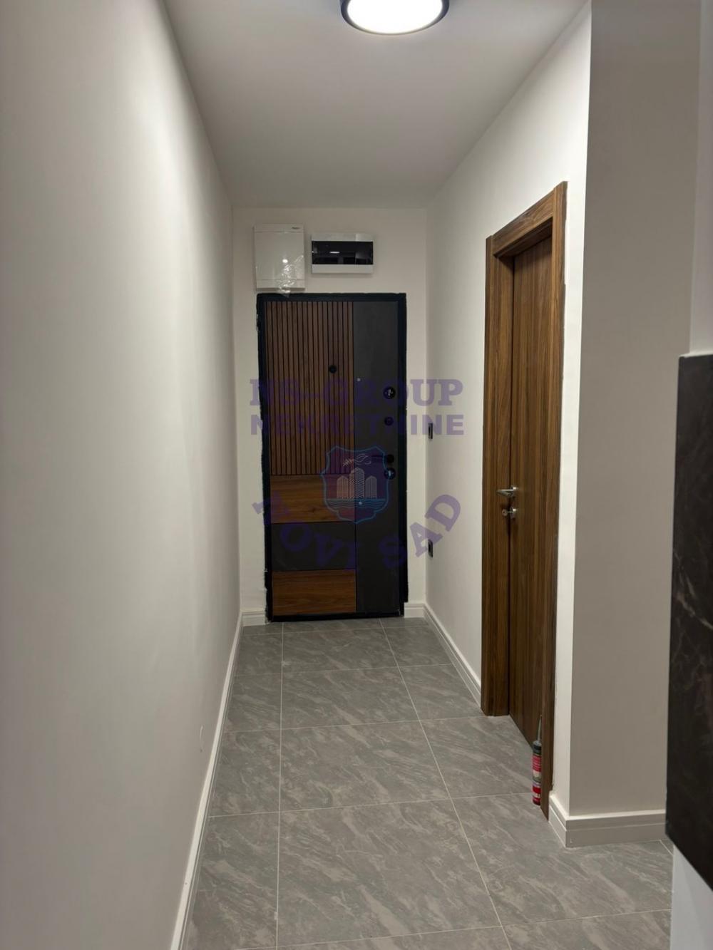 Slika 9 - Svetao i kompletno renoviran stan sa dve spavaće sobe