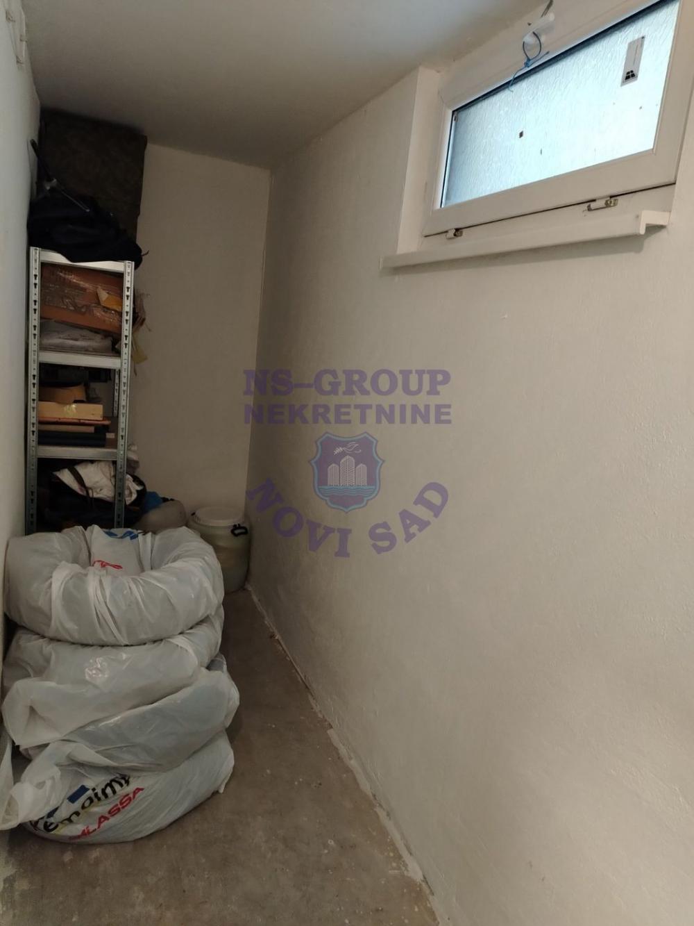 Slika 7 - ČETVOROSOBAN U PETROVARADINU!