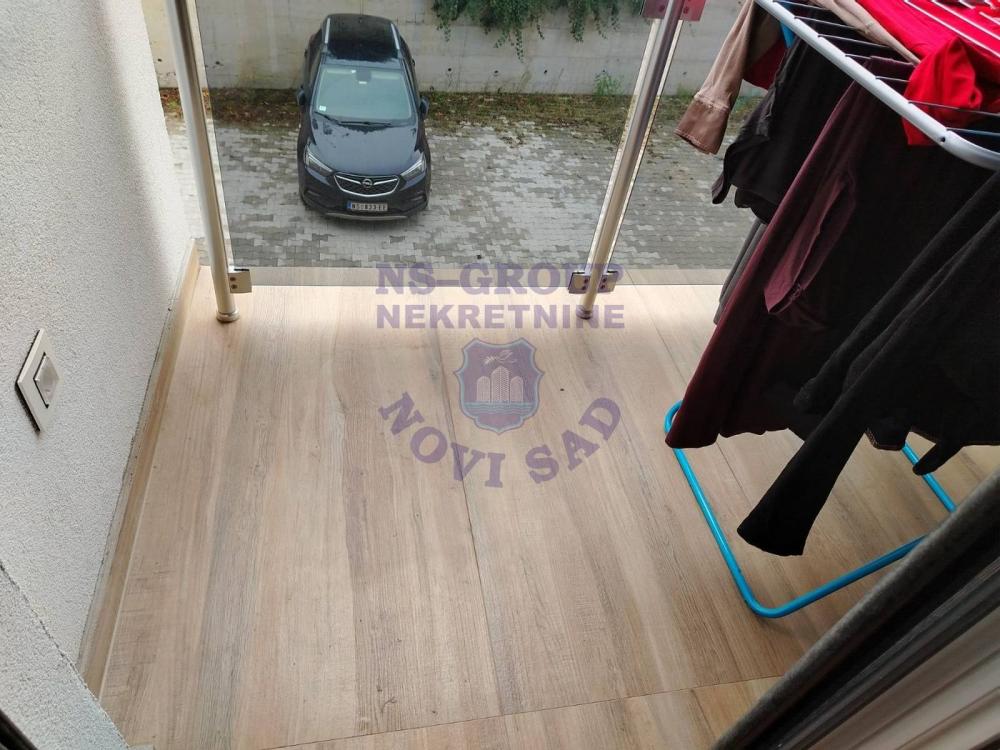 Slika 3 - ČETVOROSOBAN U PETROVARADINU!