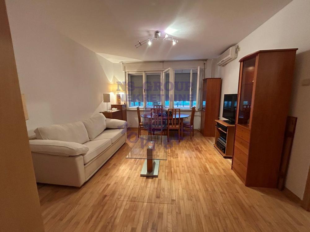 Slika 2 - IZUZETNA retkost u ponudi nekretnina Novog Sada