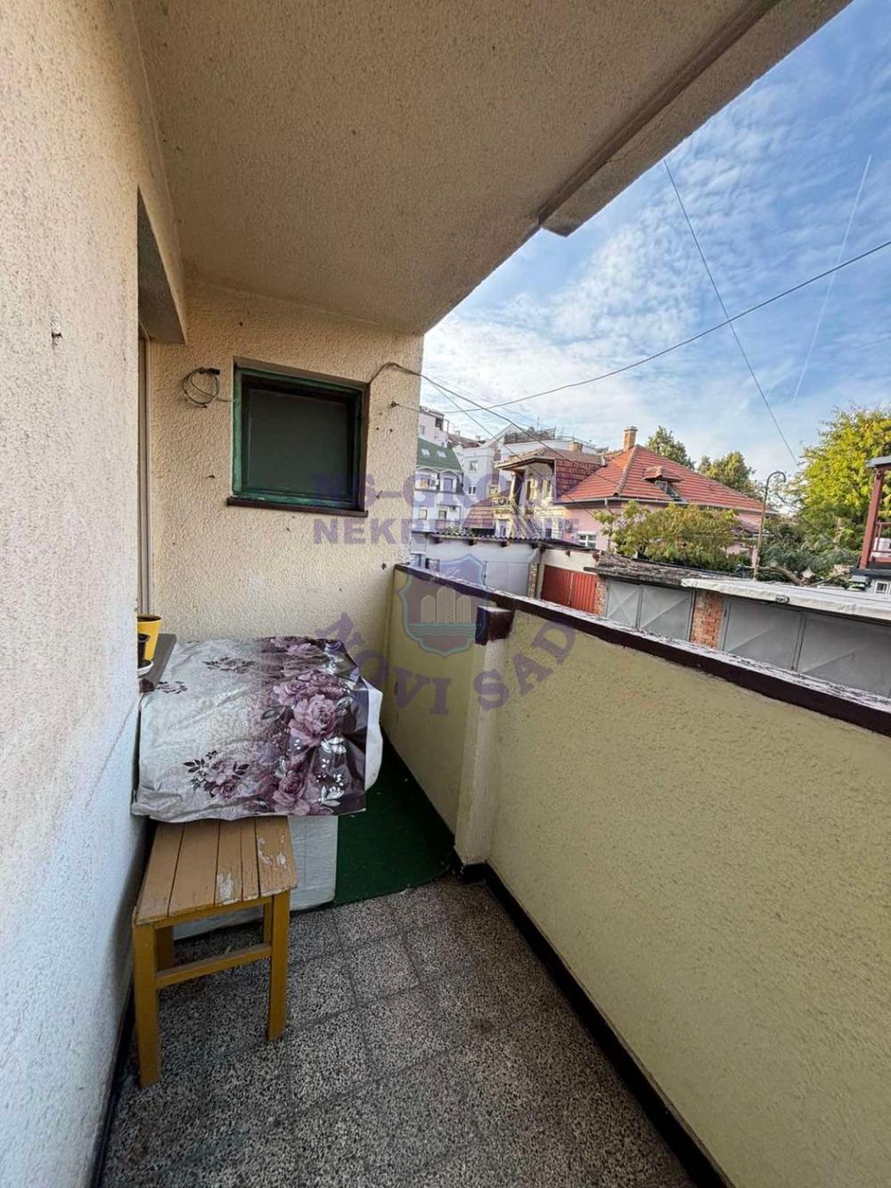 Slika 8 - Odličan trosoban stan na Sajmu površine 78m2