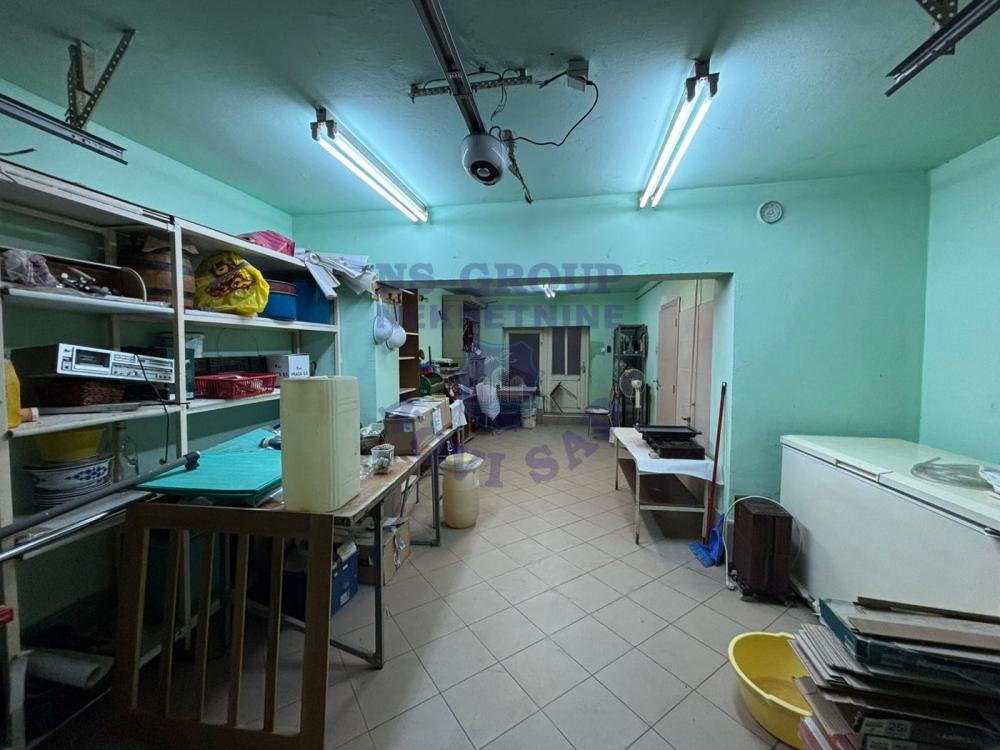 Slika 7 - Na prodaju stan na samom ulazu u Bački Jarak, na glavnom putu!