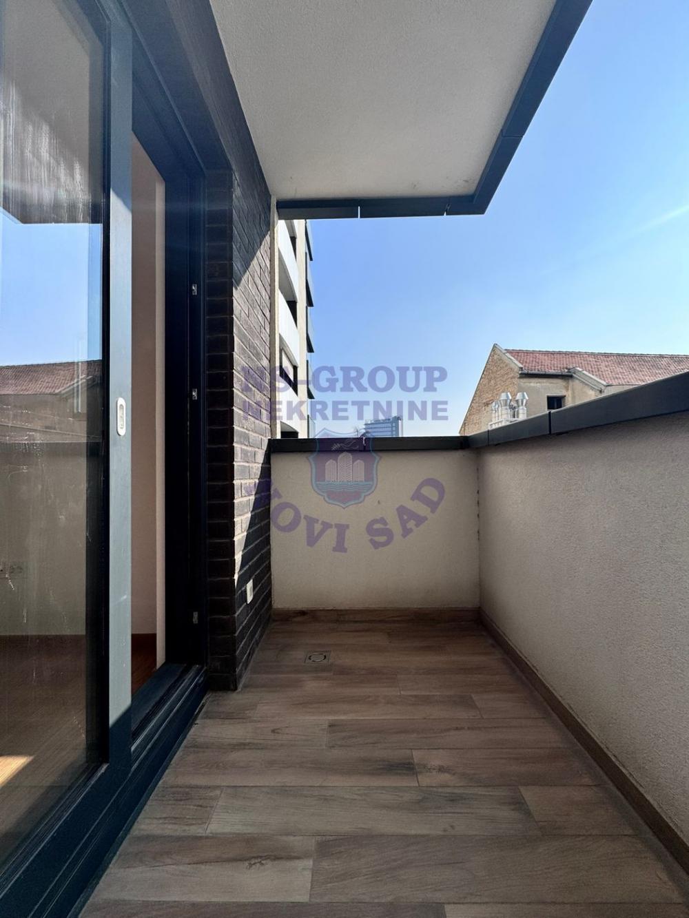 Slika 2 - Dvosoban stan u srcu Novog Sada!